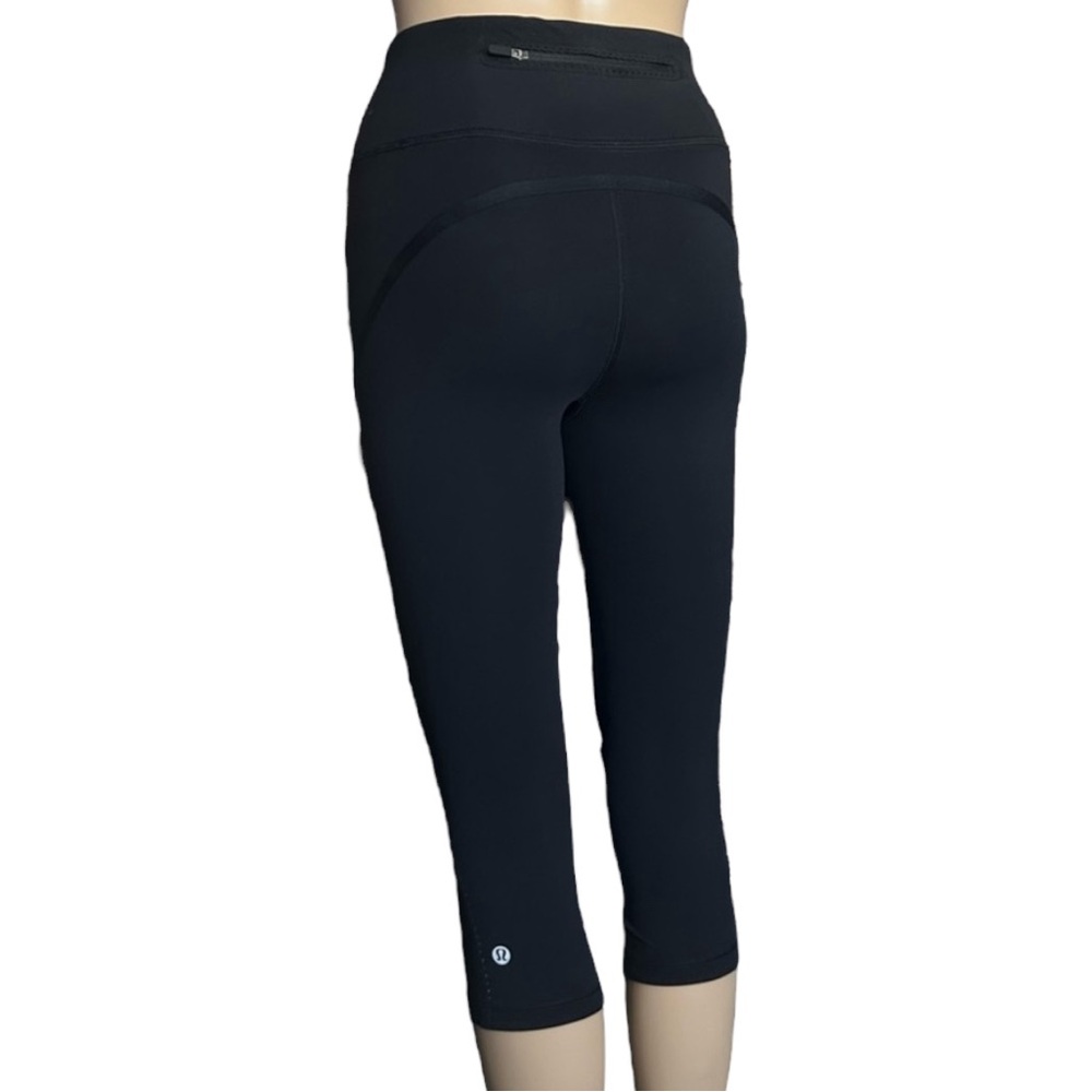 Lululemon Black Smooth Stride Crop 17” High Rise Size 2